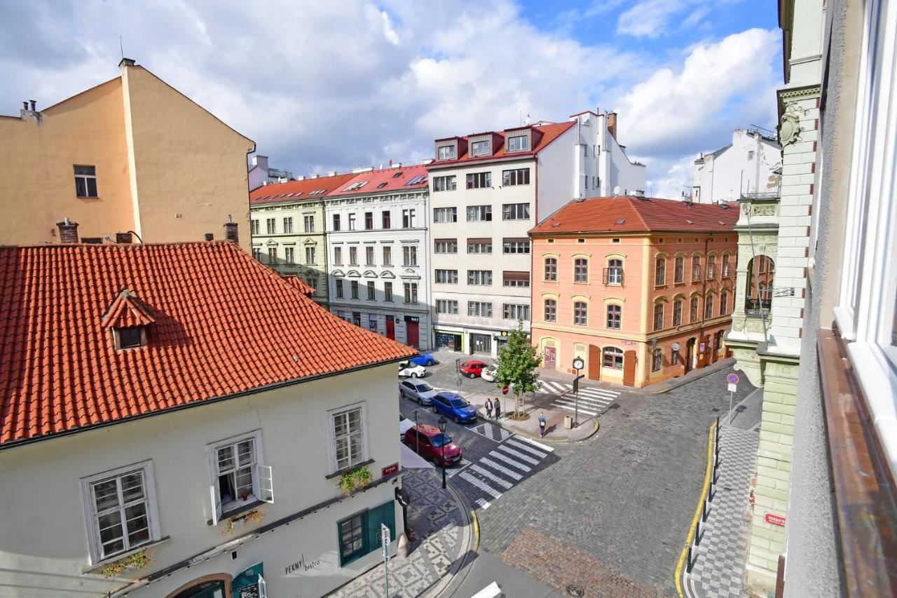 Benedikt City Center Hostel Πράγα Εξωτερικό φωτογραφία