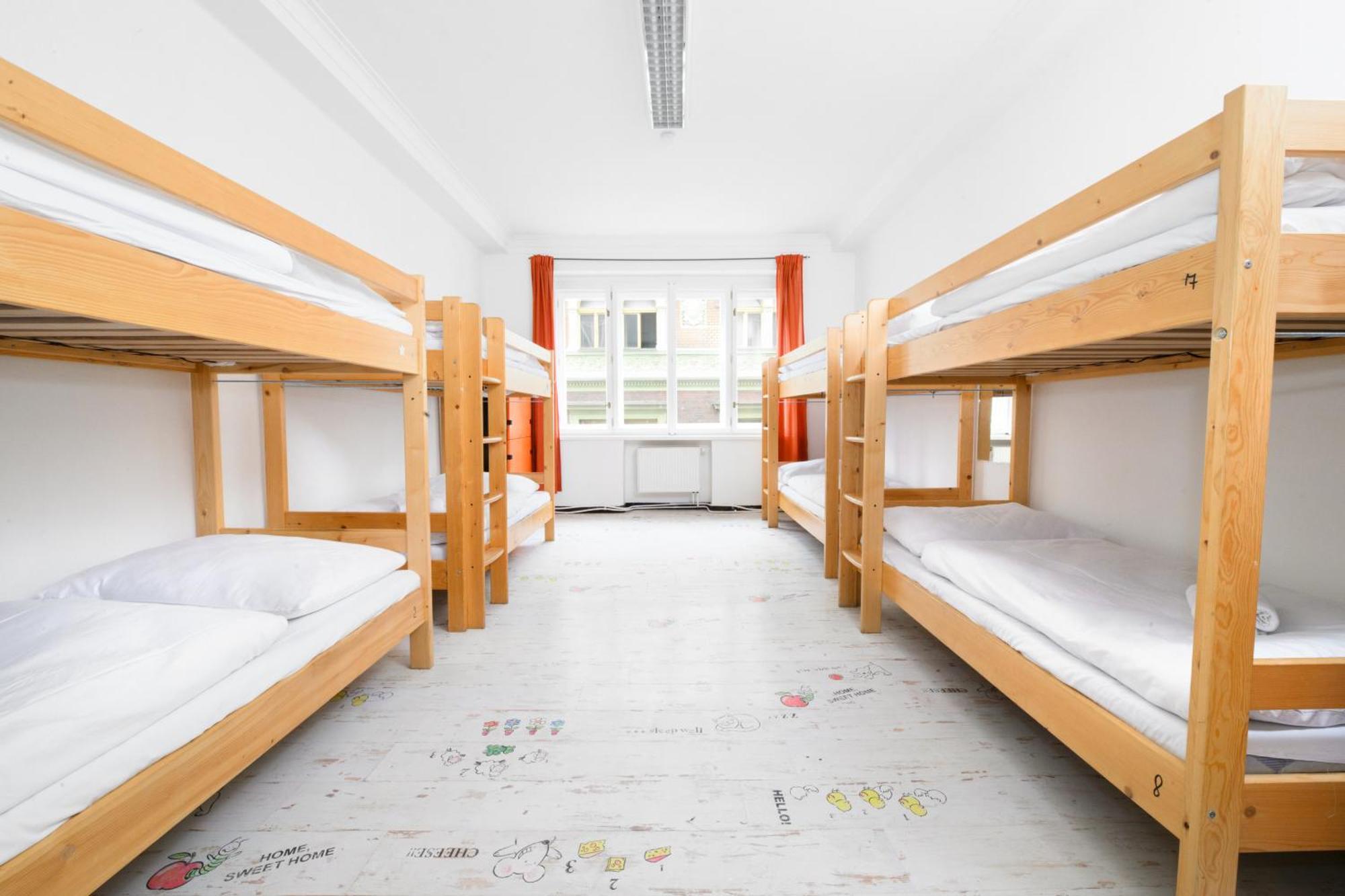 Benedikt City Center Hostel Πράγα Εξωτερικό φωτογραφία